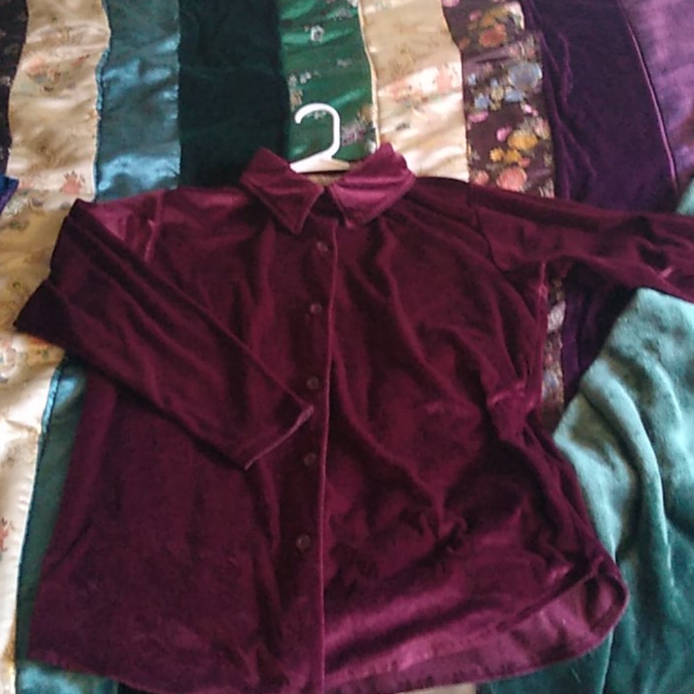 Magenta valour long sleeve